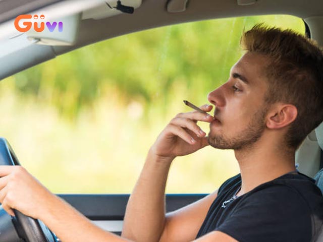 Mẹo khử mùi thuốc lá trong xe ô tô